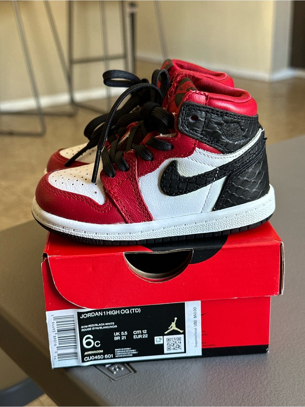 Air Jordan 1 High OG Satin Snake Chicago Toddler 6C + OG Box
